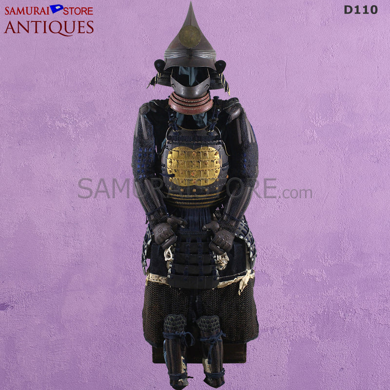 D110 Antique suit of armor Edo Period w/ Certificate