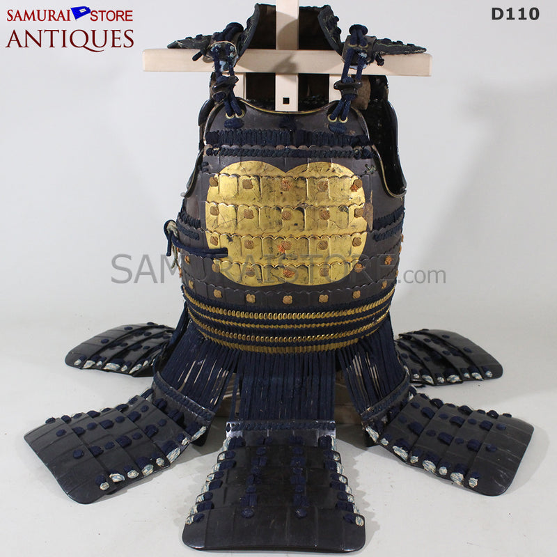 D110 Antique suit of armor Edo Period w/ Certificate